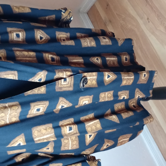 Vintage Plus Preferred Cover Up - Picture 2 of 6